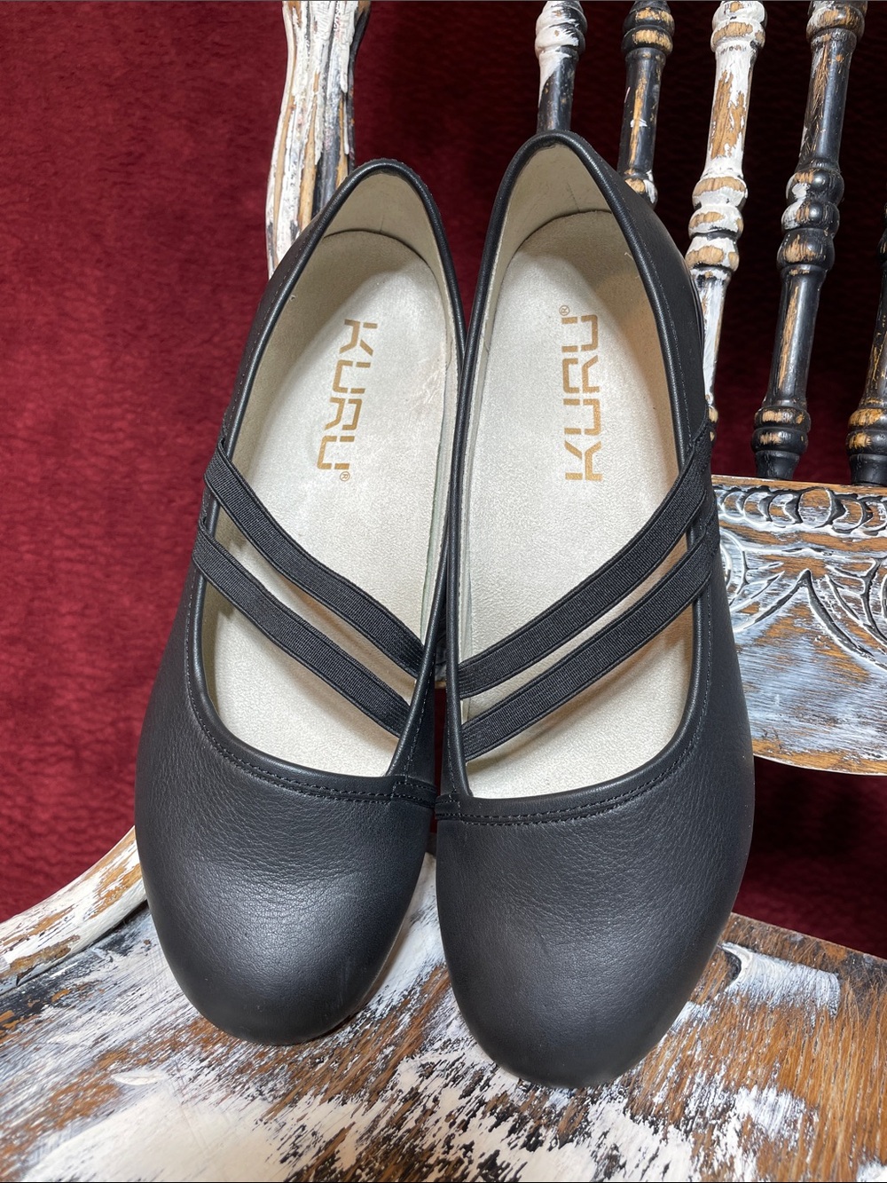 ❤️ KURU Quality Black Mary Jane Flats, Elastic Cross Straps, Comfortable Insoles - Picture 2 of 11